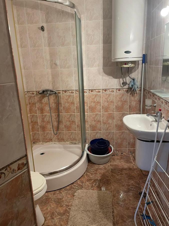 Rutland Sp Apartments Равда Экстерьер фото